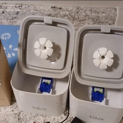 Two Veken Pet Water Fountains W/filters And Accessories