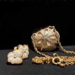 Antique Avon sakura Pink Lotus Blossom Necklace & Mother of Pearl flower Earrings