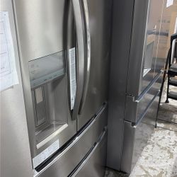 Frigidaire French Door Refrigerator 