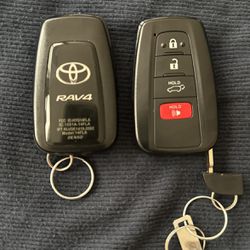 2023 Toyota RAV4 Conrol Keyless 