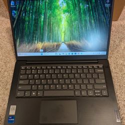 Lenovo V14 G4 