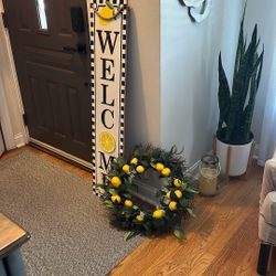 Reversible Welcome Sign And Wreath 