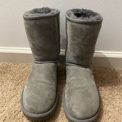 Ugh boots- Size 8 
