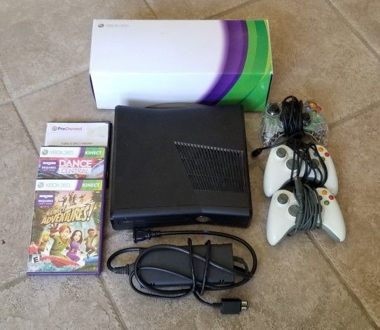Xbox360 Slim with Games