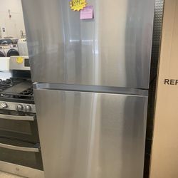 New Scratch And Dent Samsung 33” Top Frezer Fridge Stainless 6 Months Warranty 