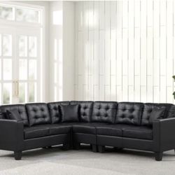 Brand New Leather Black Sectional Sofa Set