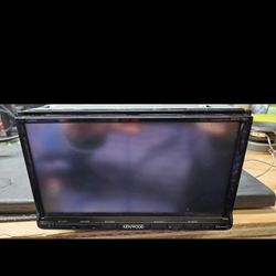 Kenwood DDX 790 DVD/CD Radio