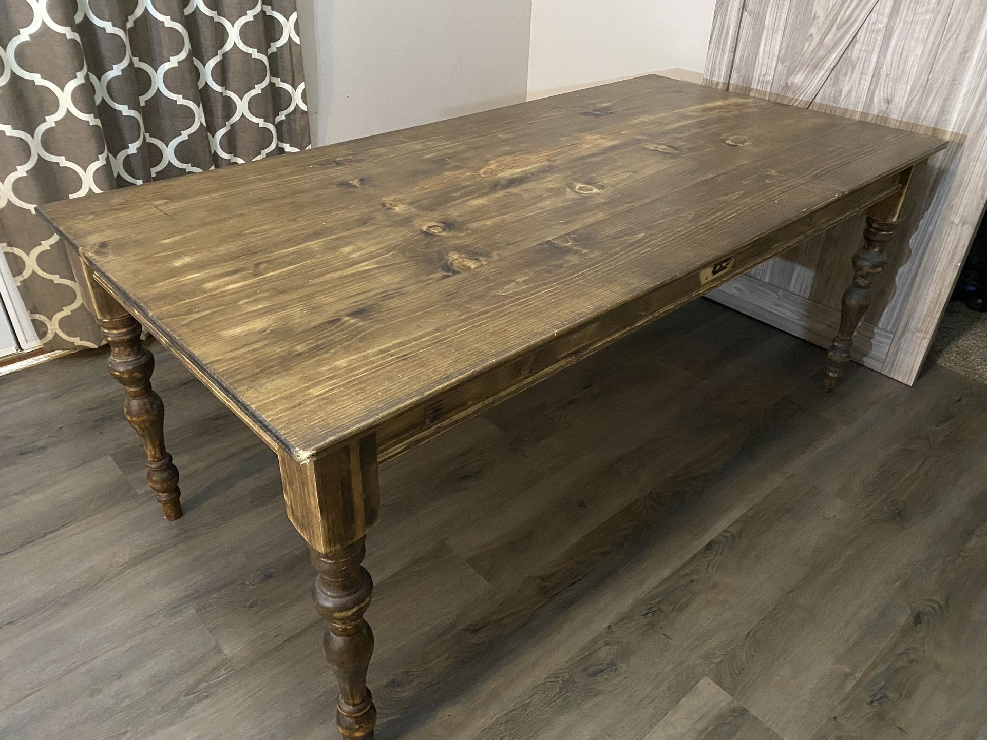 Dining Room Table 