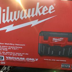 Milwaukee Wet/dry Vacuum