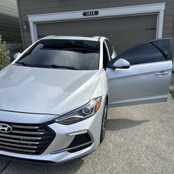 2018 Hyundai Elantra Sport  