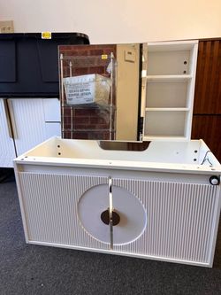 IRONCK Bathroom Vanity with LED Lights and Mirror With Storage