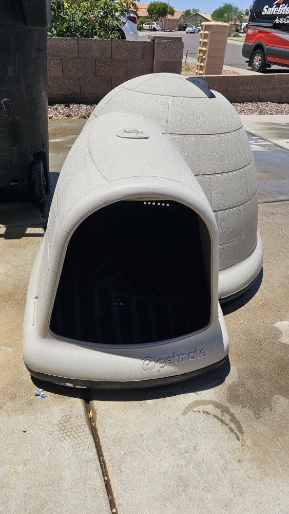 Dog Igloo