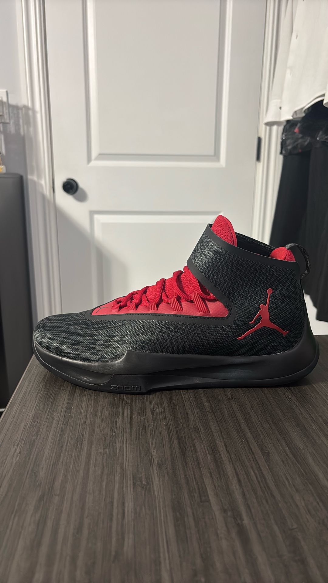 Nike Air Jordan Fly Unlimited Red Anthracite