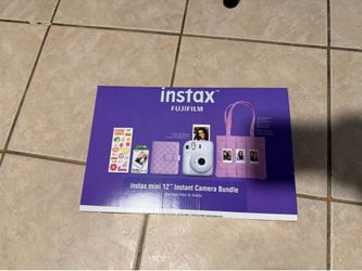 Fujifilm Instax Camer Bundle