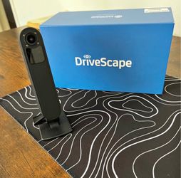 DriveScape Dual-Camera Dashcam