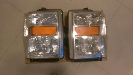 Ford F-250 2008 to 2010 headlights