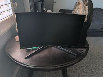 Gaming curved monitor