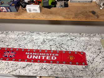 Retro Manchester United Scarf