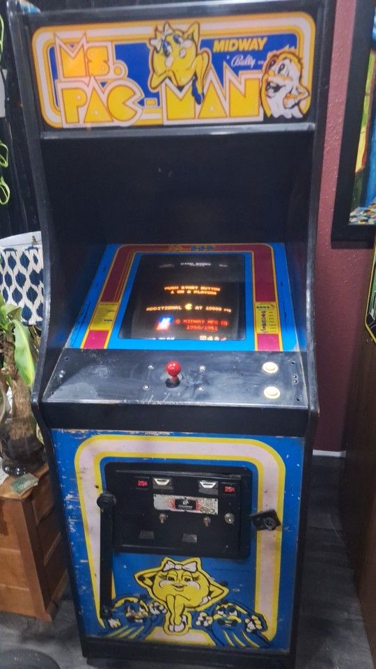 Ms packan arcade game works great