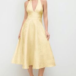Yellow Dress 