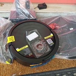 Shark IQ 2 in 1 Robot Vacuum and Mop / New Open Box