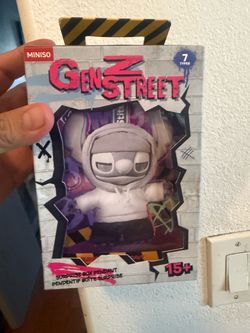 Miniso Gen Z Street Surprise Box Pendant