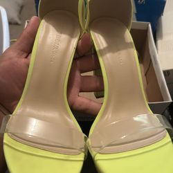 Light Green Heels 10W