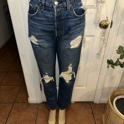 Women’s Levi’s Size 10 