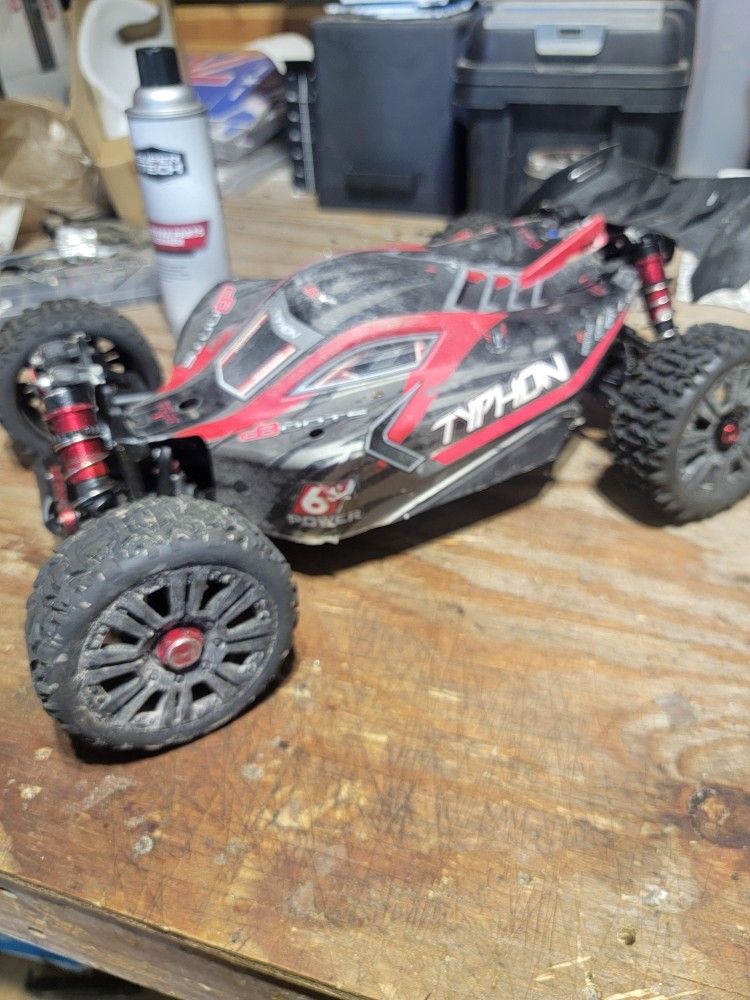 ARRMA TYPHON 6S