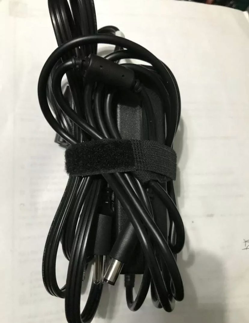 Dell ac adapter FA90PM111 BIG PIN