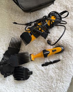 ConairMAN No-Slip Grip 20-Piece Home Haircut & Grooming Kit (Model HCT45 / HCT45N).