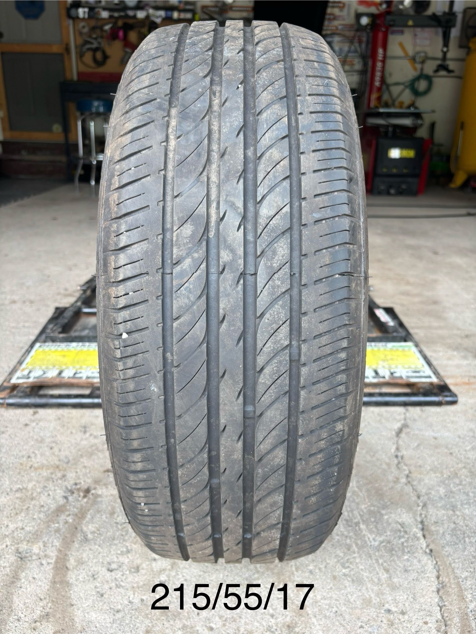 (1) - 215/55/17 Waterfall Eco Dynamic Tire