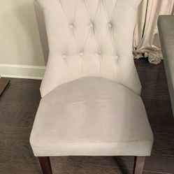 8 Dining Room Chairs