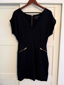 French connection black dress, fitted w cap sleeve size 6