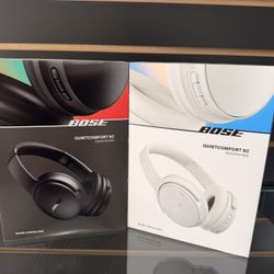 Bose QuietComfort headphones-Brand new