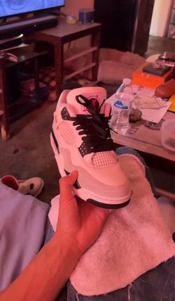 Air Jordan 4