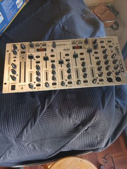 Sound Equipment 4pcs