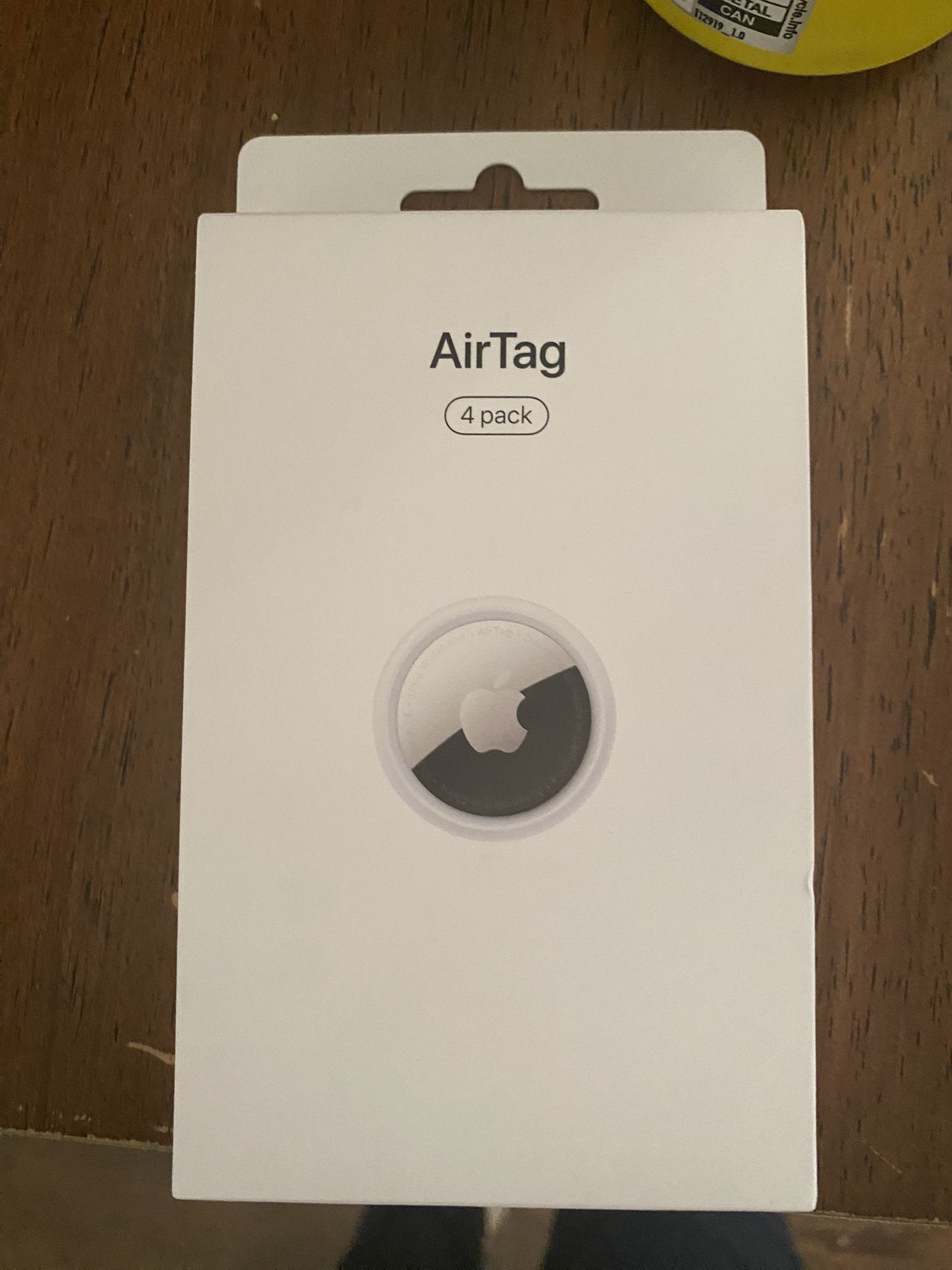 Apple Air Tags  4pack