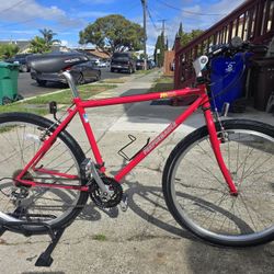 Nice Mountain Bike Medium Frame 
Excellent Condition Has New Shifters Ready to Ride 