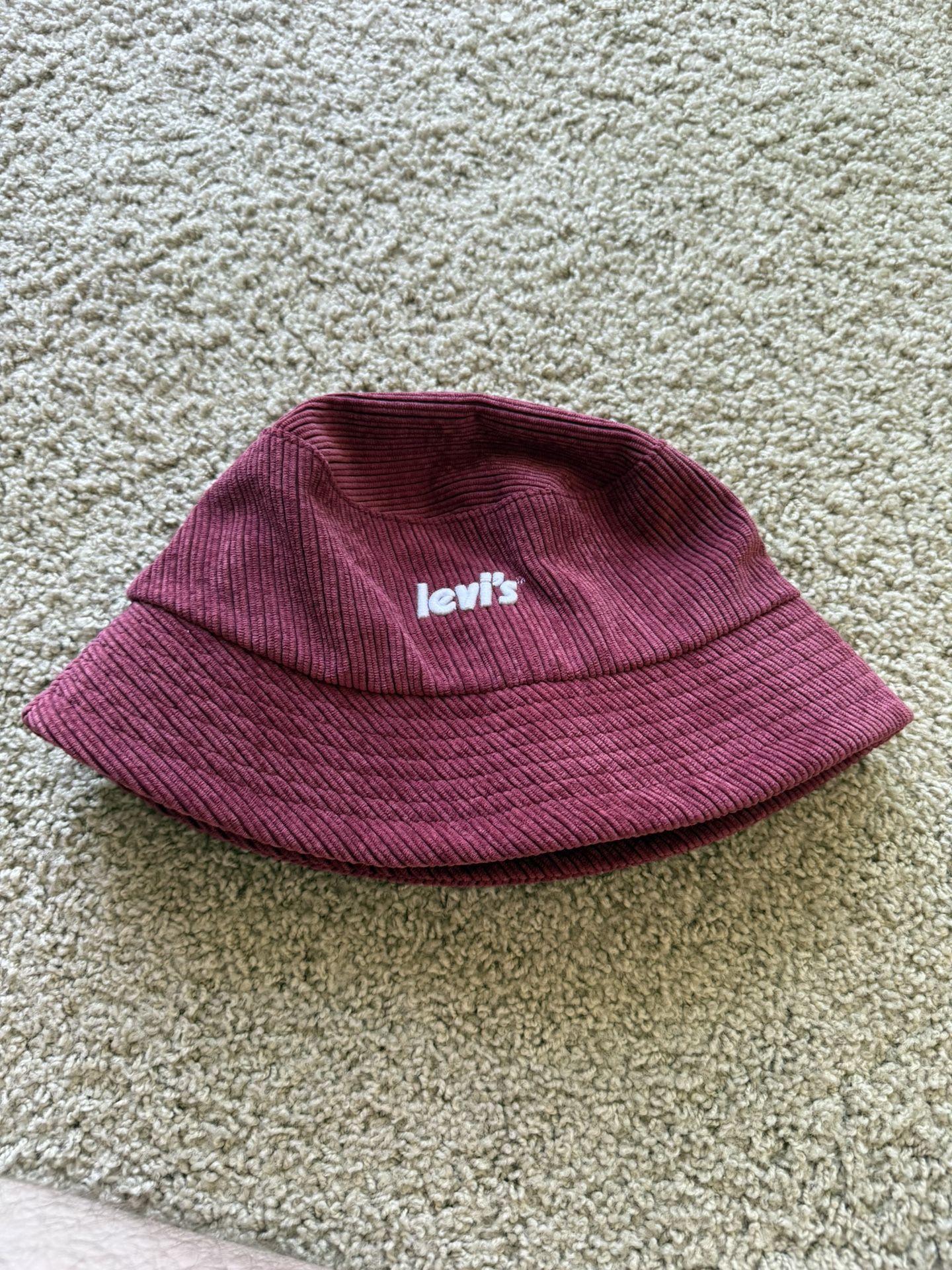 Levis Red Bucket Hat L