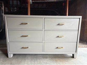 Wood dresser