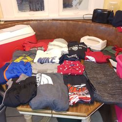 Mens size Larges Clothing LOT #4