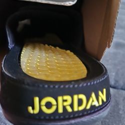 Air Jordan Hydro 4 Retro Sandals 