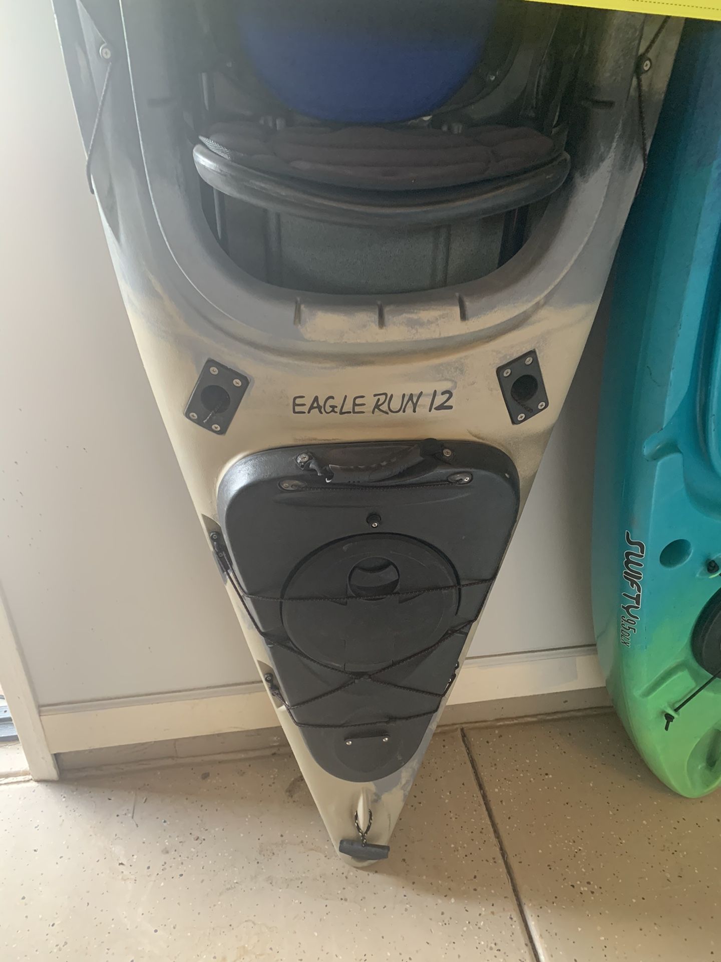 Field and Stream Eagle Run 12 Fishing Kayak for Sale in Queen Creek, AZ OfferUp