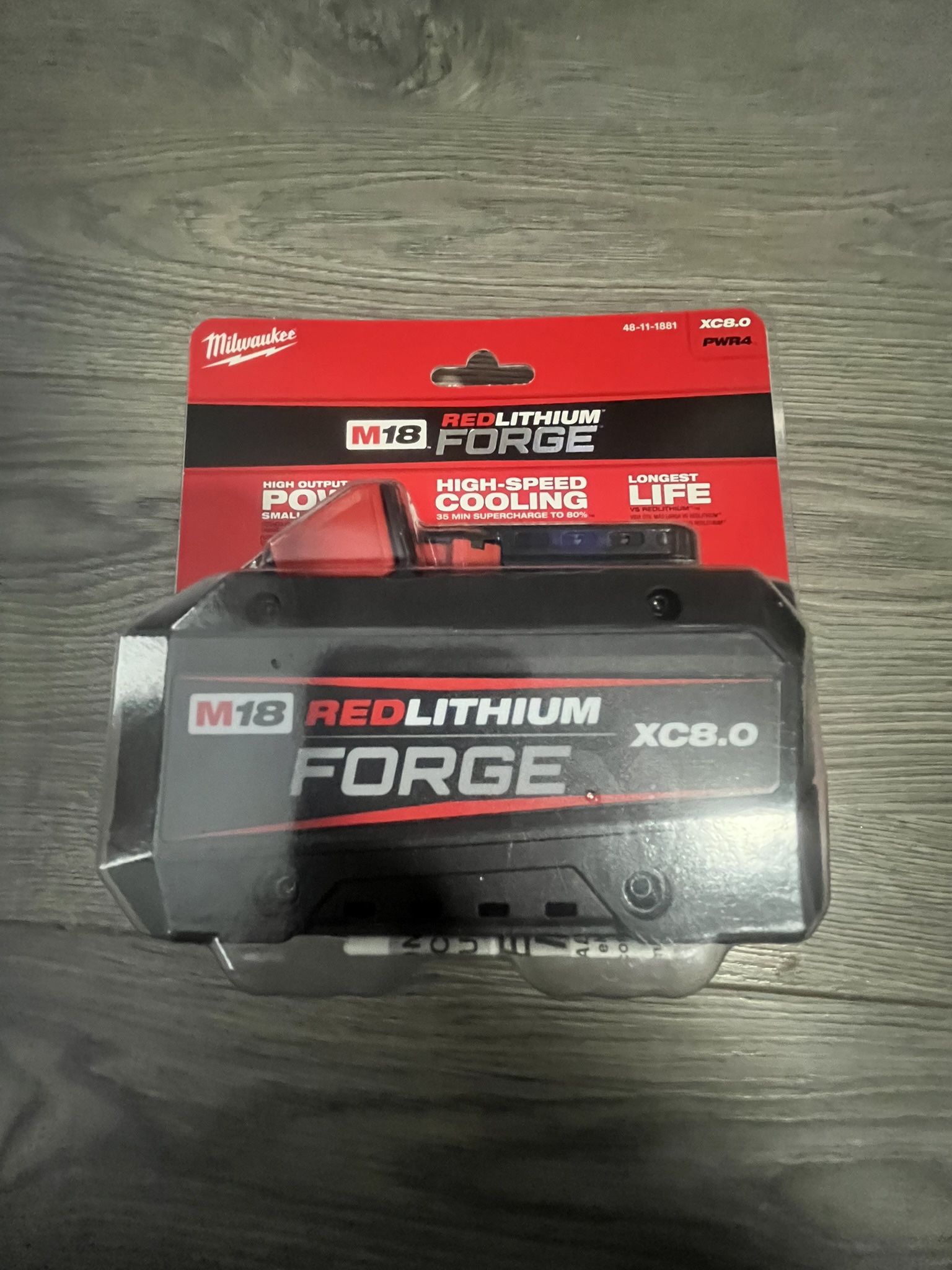 Milwaukee 8.0 Forge Battery