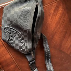 GHOST WAVE SAVVY CROSSBODY