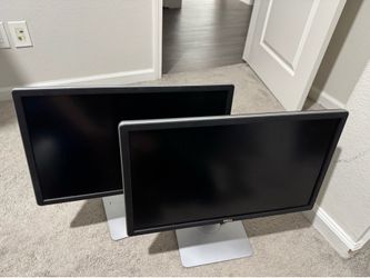 2x Dell 24-inch 4K Monitors