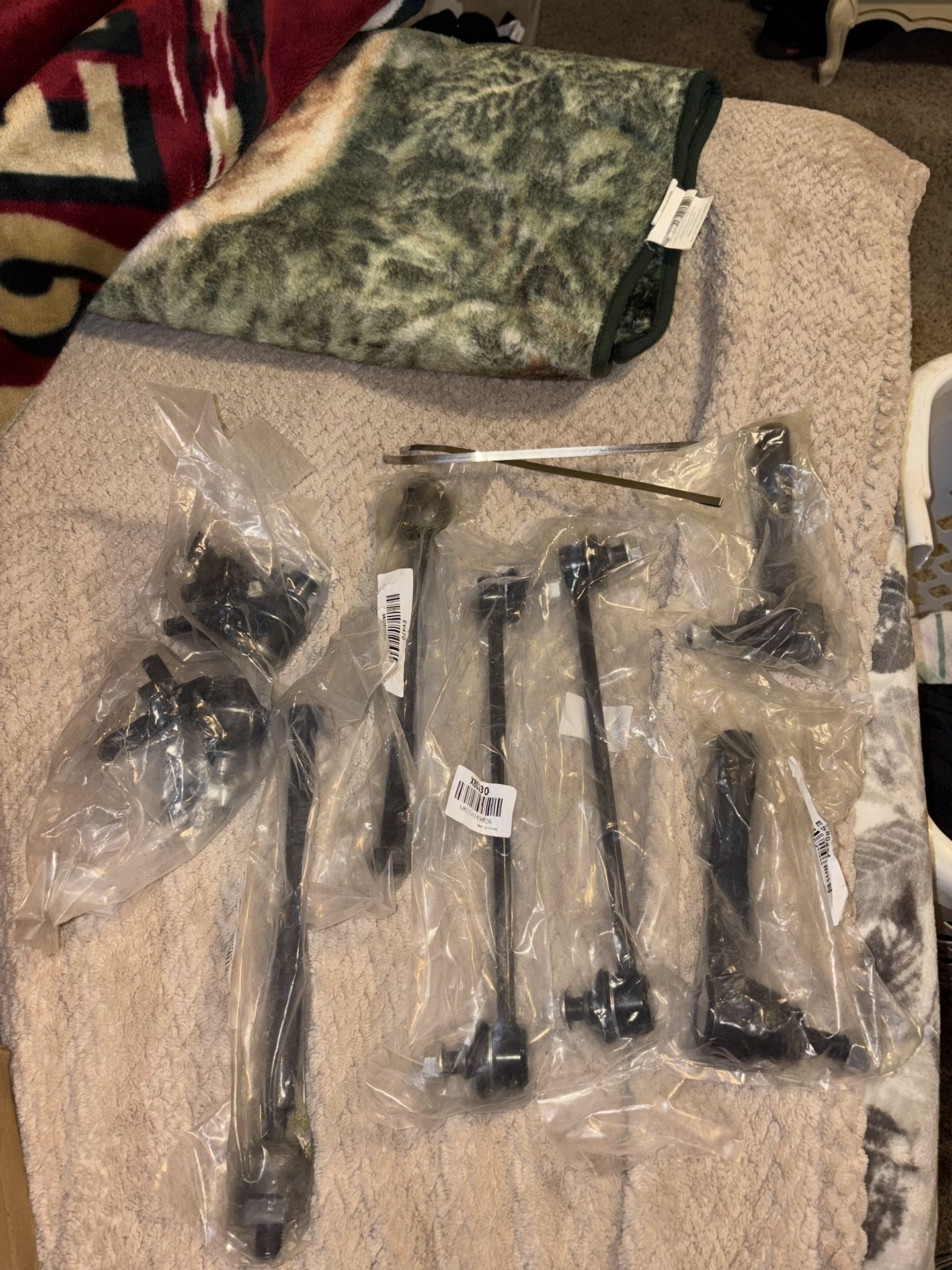 4x Front Inner & Outer Tie Rods 2x Front Lower Ball Joints 2x Rack & Pinion Tie Rod Boots & Bellows