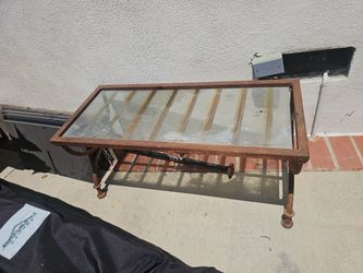 Free metal and glass table