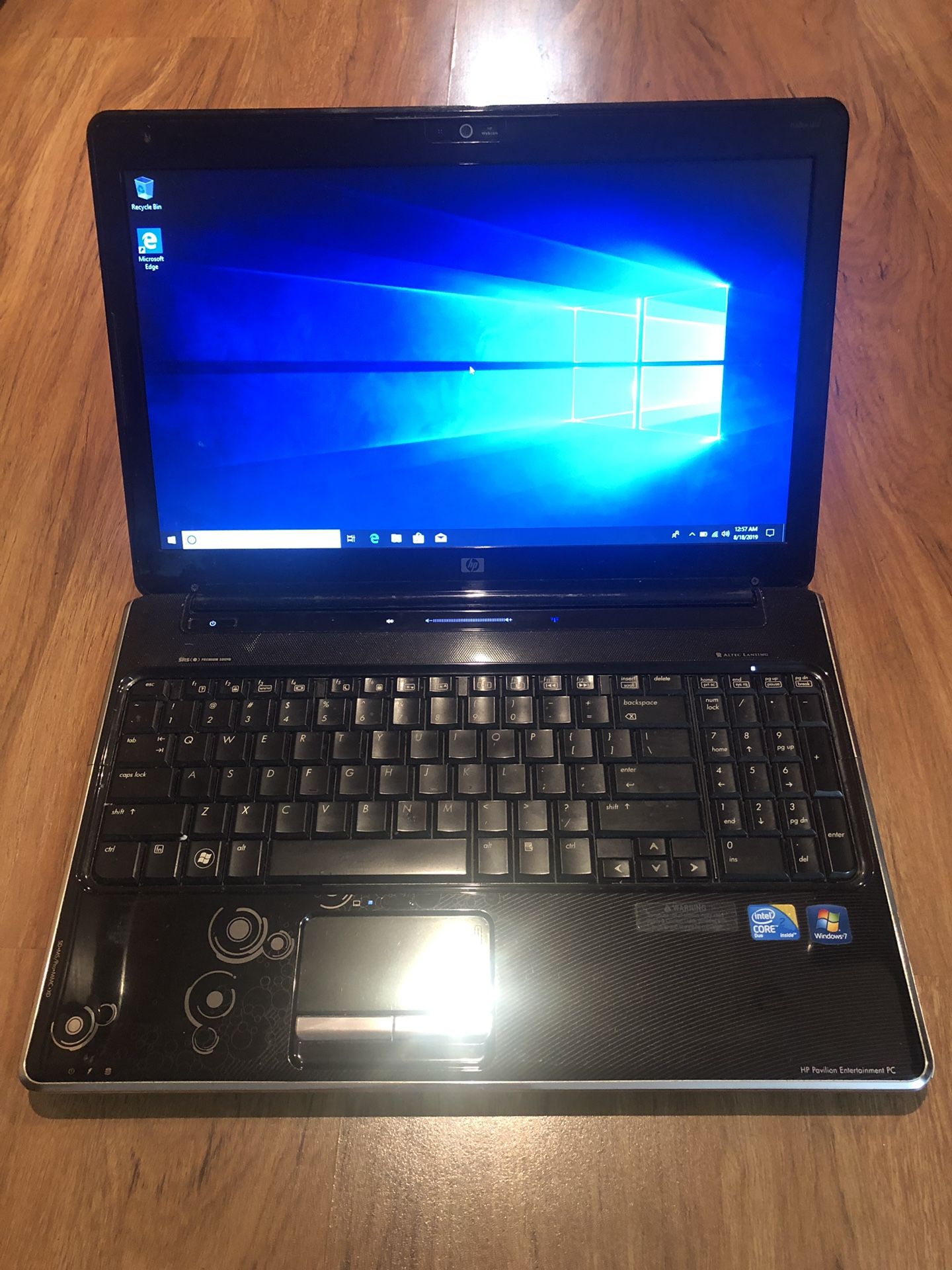 HP Pavilion dv6 4GB Ram 160GB Hard Drive 15.6 inch Windows 10 Pro Laptop with HDMI output & charger in Excellent Working condition!!!!!!!!